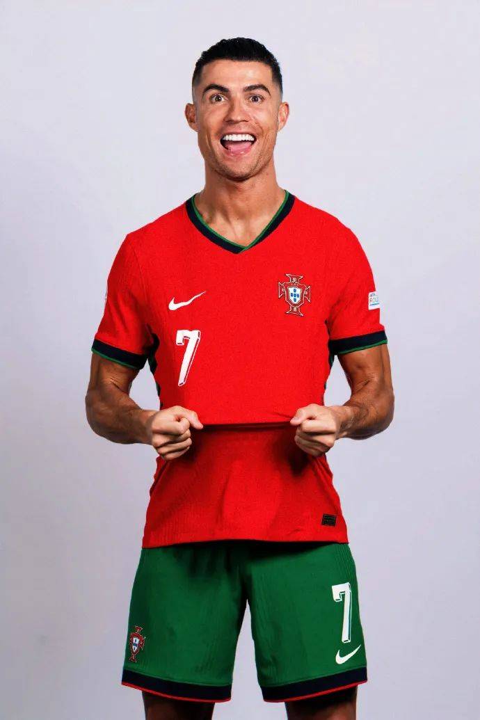 库尼亚：卢克·肖帮助我适应，我和卡塞米罗的化学反应最强（库尼亚：卢克·肖助我融入，与卡塞米罗默契度最高）