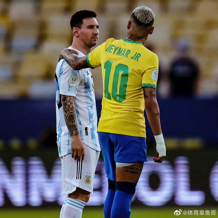 卫报：前加拿大女足教练因性侵球员被判监禁，出狱后没有被禁足