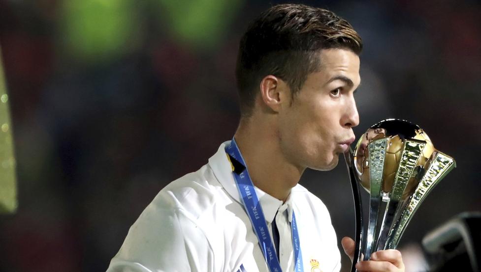 吴前贡献16分5篮板5助攻，两队唯一得分上双的本土球员