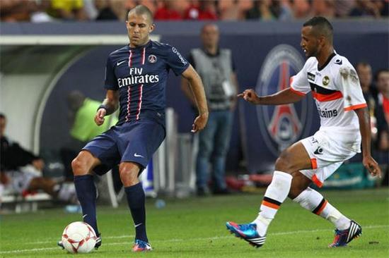 里程碑，国安后卫李磊已代表中国俱乐部出战300场比赛