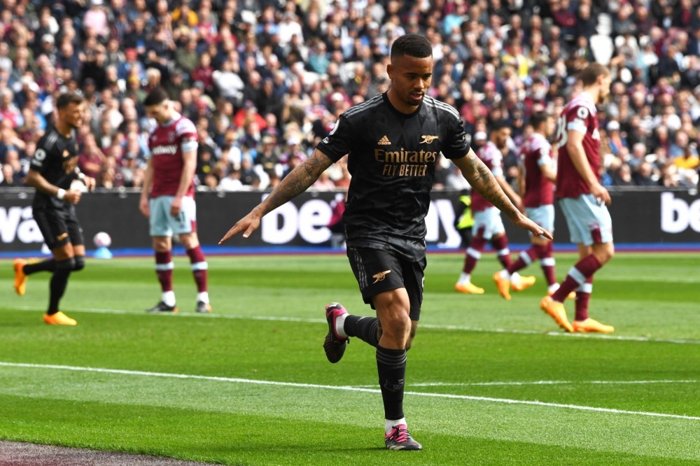 自己给自己颁奖！特朗普获首届FIFA和平奖 因凡蒂诺抛出争议言论