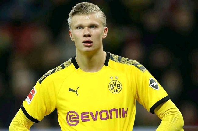 迈阿密国际夺美职联冠军，梅西淡定队友狂欢